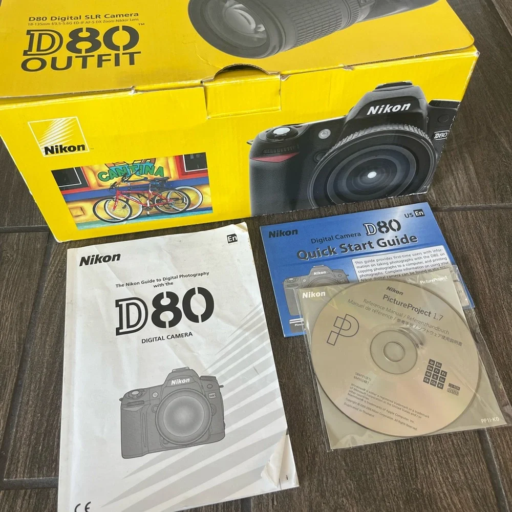 Nikon D80 DSLR kit